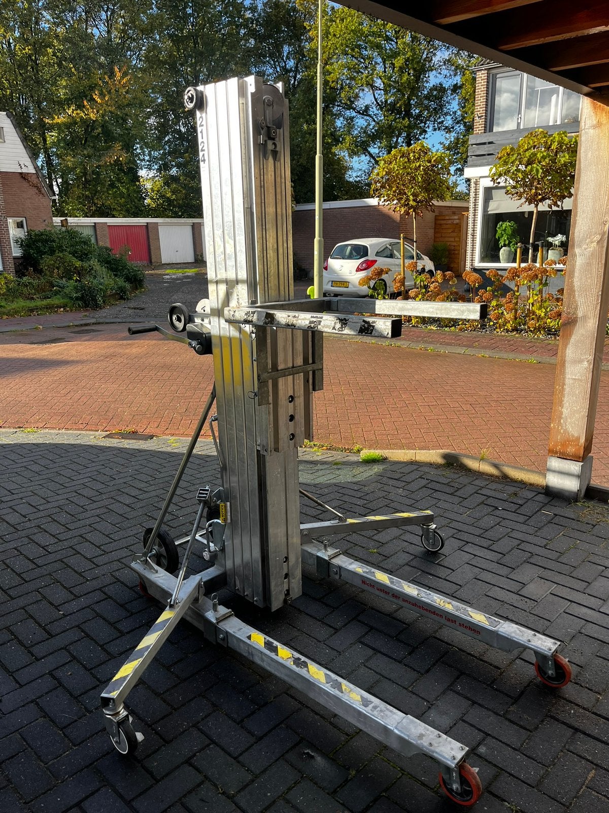 Kanaallift Sumner 2124 te huur 40,- per dag, Ophalen, Zo goed als nieuw, Overige typen, 5 meter of hoger
