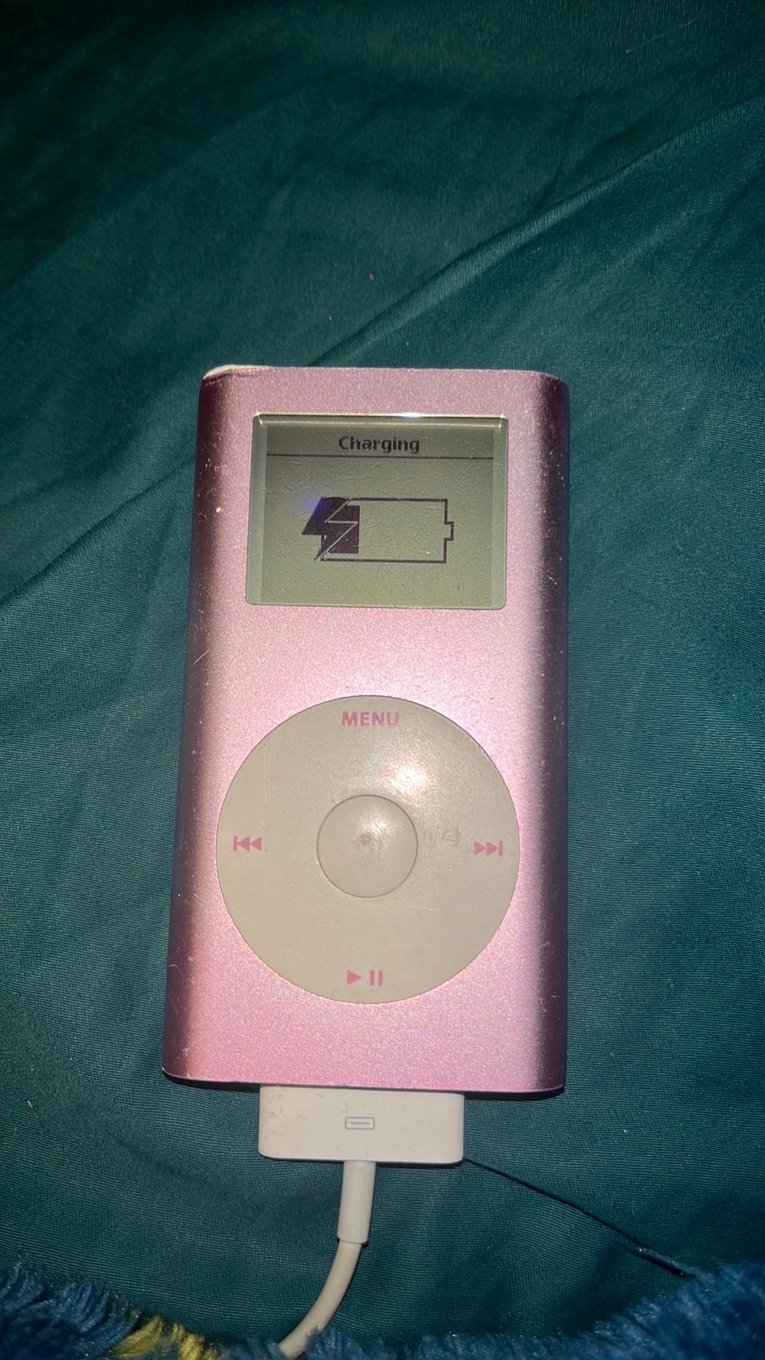 iPod Mini Roze 4GB (mist onderkant, nieuwe batterij(?)), Audio, Tv en Foto, Mp3-spelers | Apple iPod, Ophalen, Gebruikt, Mini
