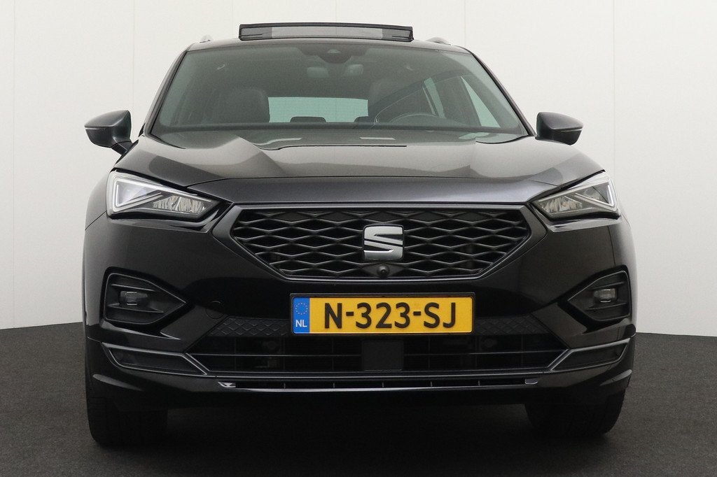 SEAT Tarraco 1.4 TSI PHEV FR Pano-dak Leder Elek.Trekhaak Do, Auto's, Seat, Zwart, Hybride Elektrisch/Benzine, SUV of Terreinwagen