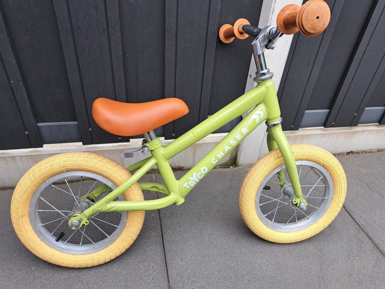Tryco Chaser loopfiets mintgroen met beige banden, Ophalen of Verzenden