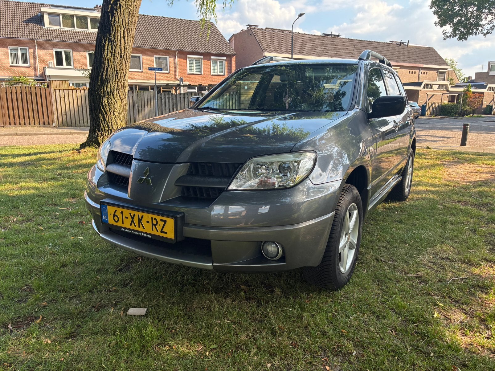 Mitsubishi Outlander sport 2.0 invite+ 2WD nw. Apk distr, Auto's, Mitsubishi, Voorwielaandrijving, 136 pk, Outlander, 4 cilinders