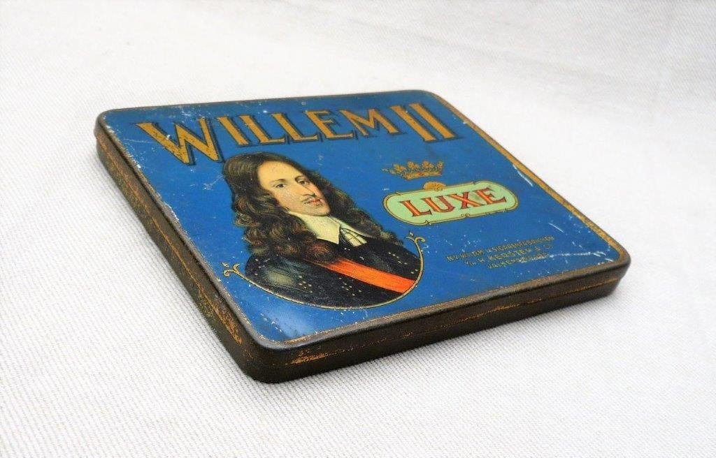 sigarenblik (leeg) Willem II luxe sigars Valkenswaard., Ophalen of Verzenden, Gebruikt, Tabaksdoos of Verpakking