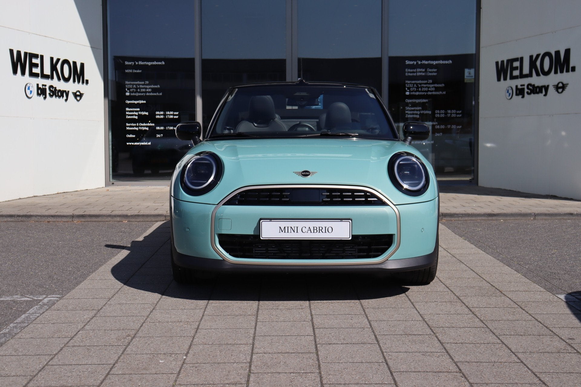 MINI Cabrio Cooper C Automaat / Favoured / Pakket S / 17" U-, Auto's, Mini, 15 km/l, 4 stoelen, Bedrijf, Mini Next