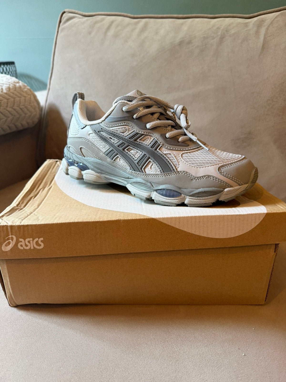 Asics Gel NYC | Maat 42,5, Overige kleuren, Ophalen of Verzenden, Sneakers of Gympen, Zo goed als nieuw