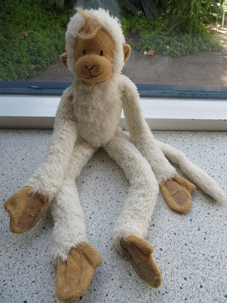 Aap Monkey merk Happy Horse wit meet ca 42 cm, Happy Horse, Ophalen of Verzenden, Zo goed als nieuw, Middelgroot (20 tot 80 cm)