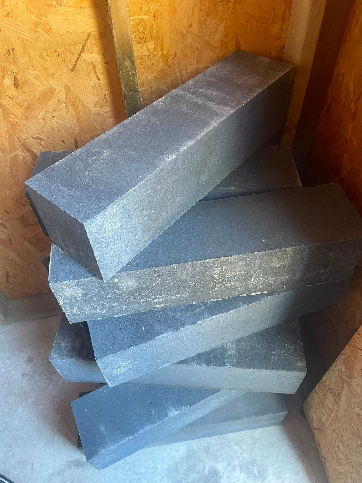Zware betonnen blokken voor diverse toepassingen, Ophalen of Verzenden, Nieuw, Bakstenen