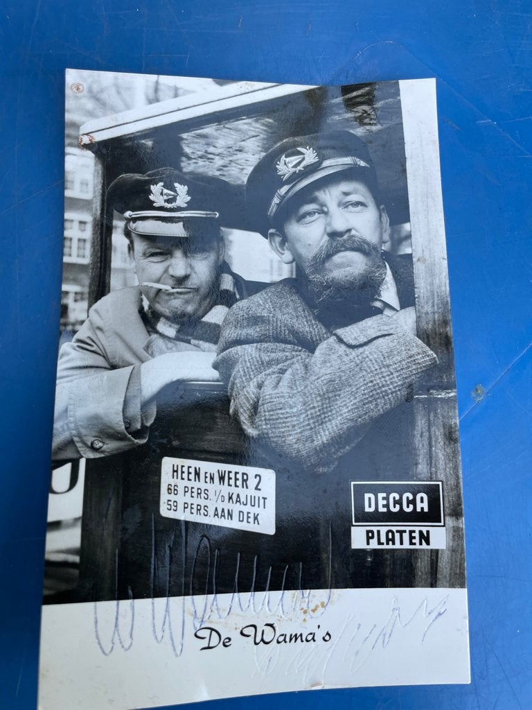 ansichtkaart van De Wama's met echte handtekening., Verzenden, 1960 tot 1980, Sterren en Beroemdheden