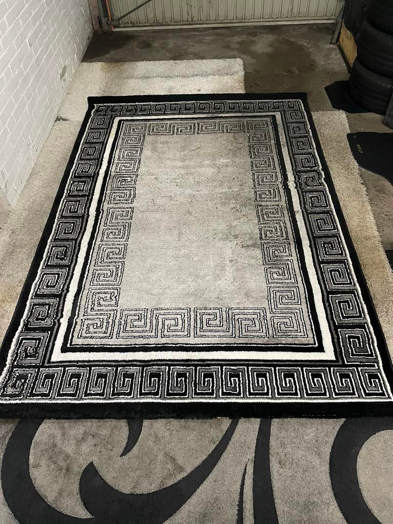 Vloerkleed 160x230 zwart grijs versace design, Ophalen, Gebruikt, 150 tot 200 cm, 200 cm of meer