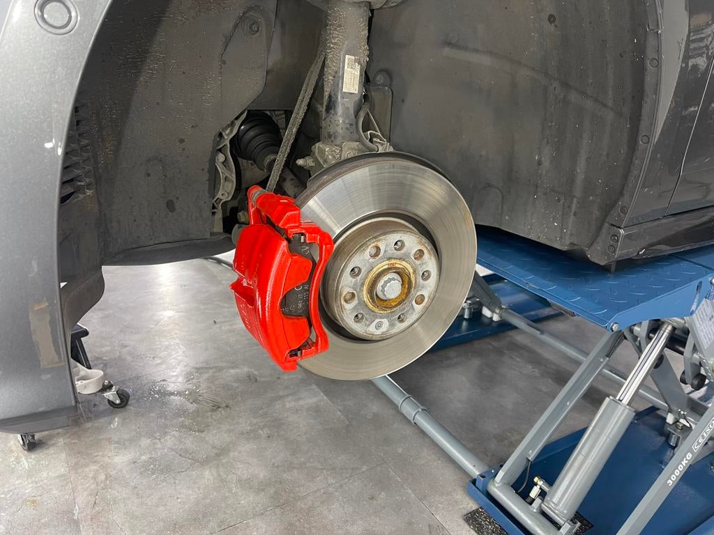 Remklauwen laten spuiten? Premium auto detailing Tilburg, Ophalen of Verzenden