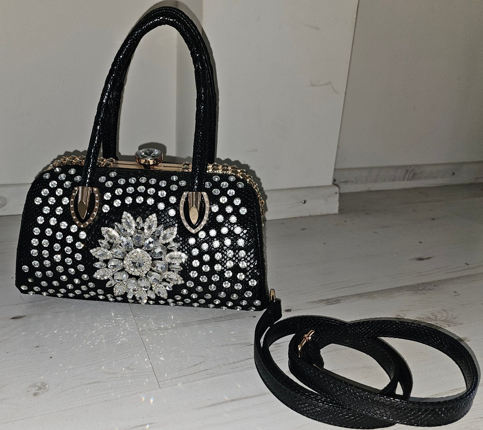 Aparte glitter tas nieuw, Sieraden, Tassen en Uiterlijk, Ophalen of Verzenden, Nieuw, Zwart, Schoudertasje