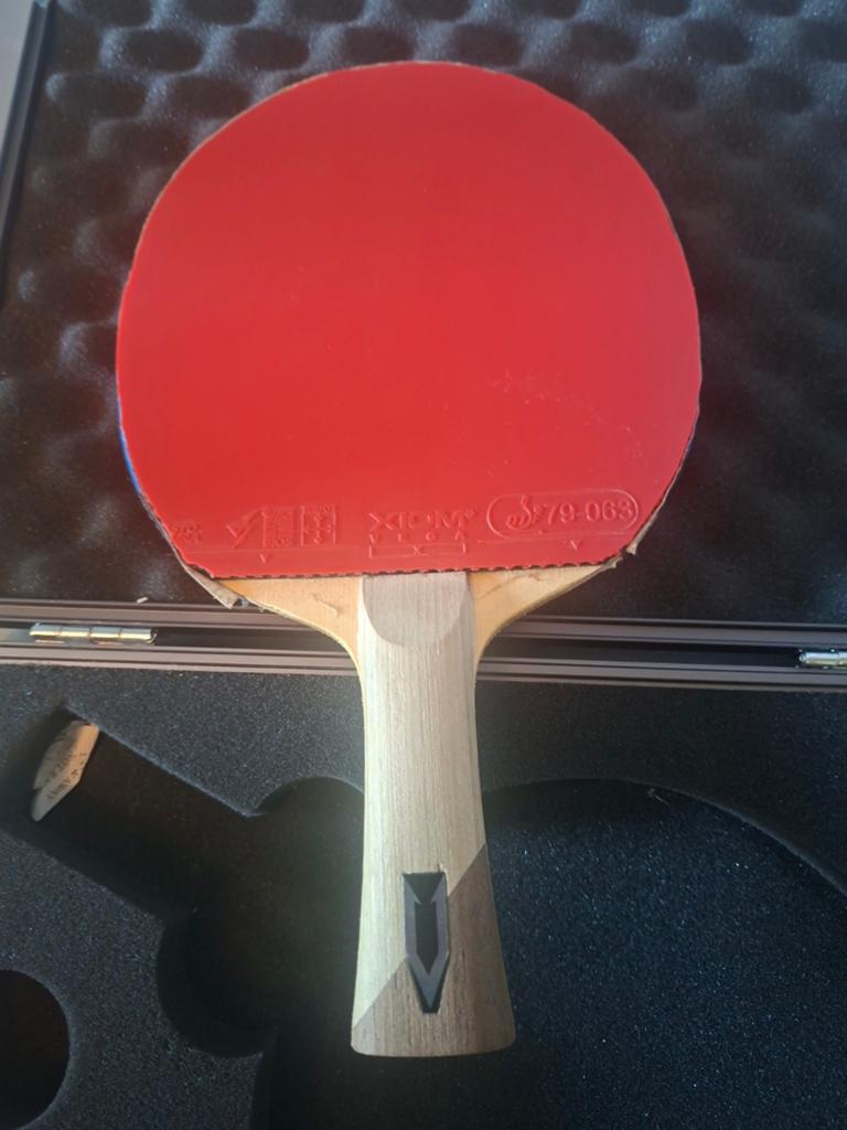 Batje xiom vega tour, Sport en Fitness, Tafeltennis, Ophalen of Verzenden, Zo goed als nieuw, Net, Batje(s) of Balletje(s)