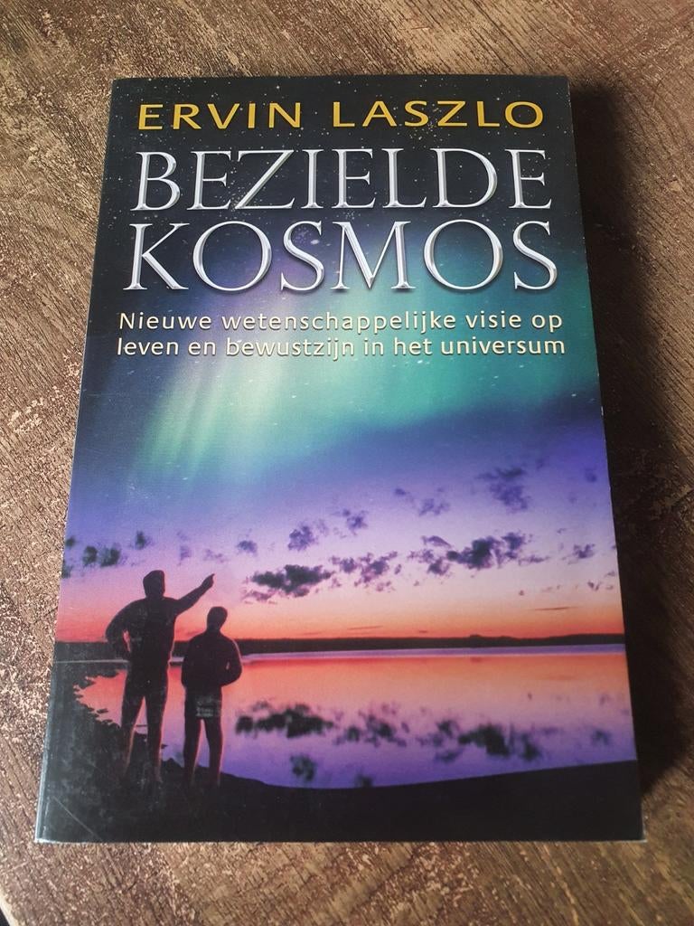 Bezielde Kosmos - Ervin Laszlo (Wetenschap, Bewustzijn), Ophalen of Verzenden, Zo goed als nieuw, Natuurwetenschap