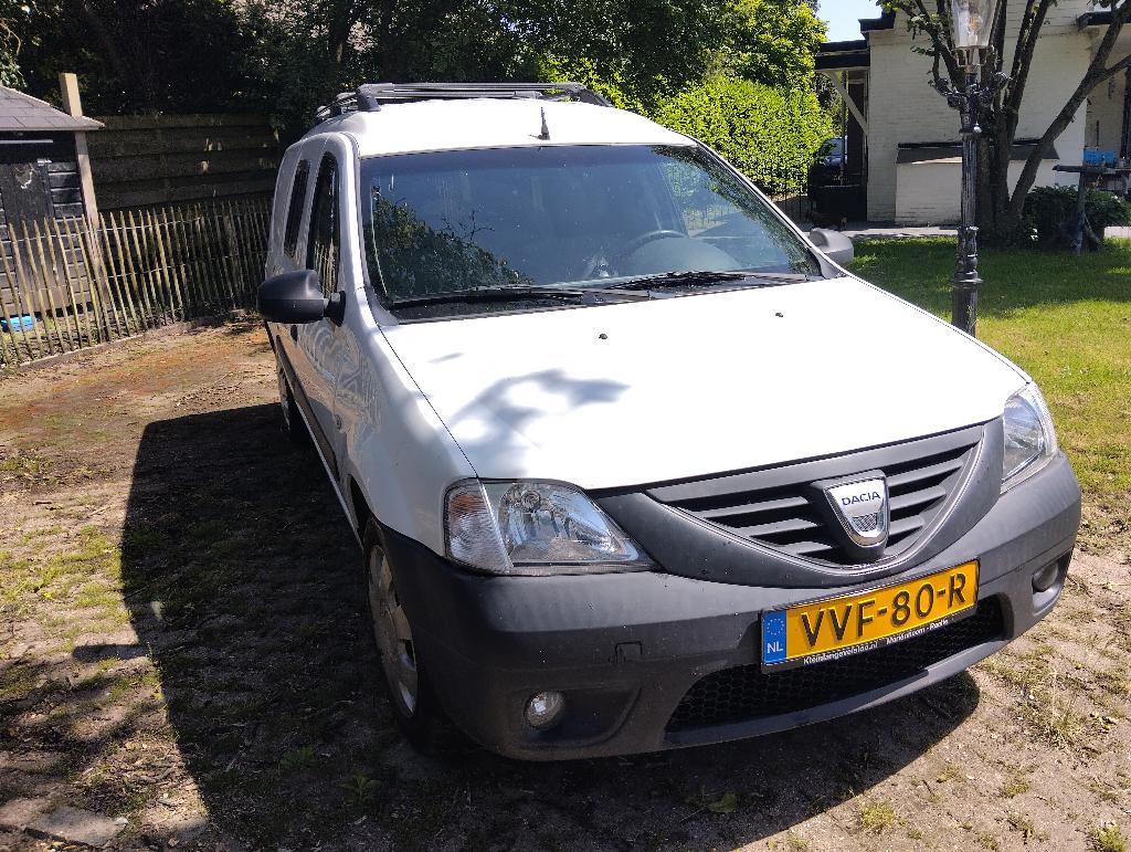 Dacia Logan 1.6MPI 2009 Wit, Auto's, Bestelauto's, Euro 5, Stof, 1119 kg, 4 cilinders