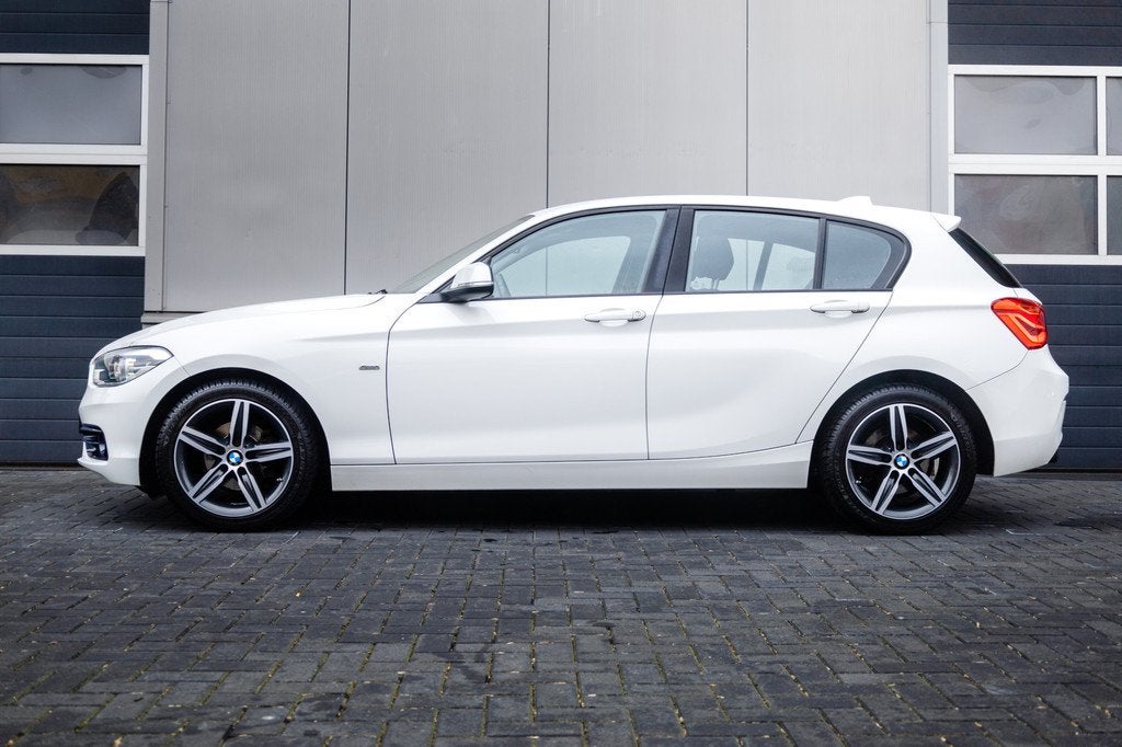 BMW 1-serie 118i 136 pk Centennial Executive Sport-Line Spor, Auto's, BMW, Gebruikt, Wit, Origineel Nederlands, Bedrijf