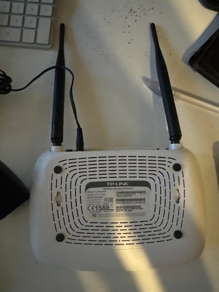 TP-Link 300Mbps Draadloze N Router - TL-WR841N, Computers en Software, Routers en Modems, Ophalen, Gebruikt, Router