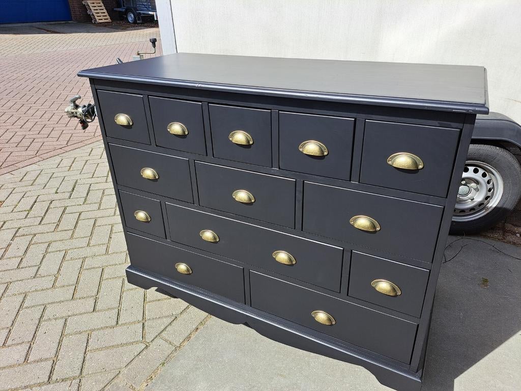 Matzwarte ladekast  commode   refurbished 13 lades, Ophalen, RoDeKo Volendam, R.kooij65@gmail.com, Gebruikt