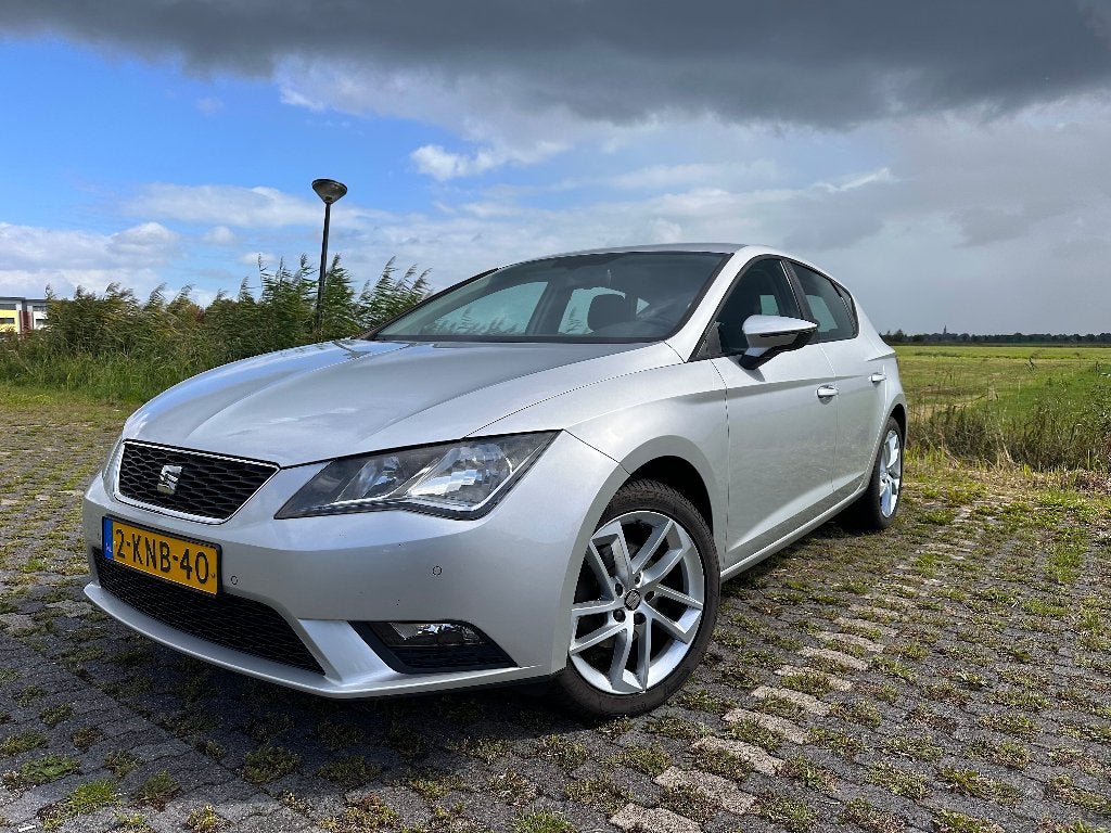 Seat Leon 1.2 TSI 77KW DSG 2013 Ice Silver Metallic, Auto's, Euro 5, Stof, 4 cilinders, Leon