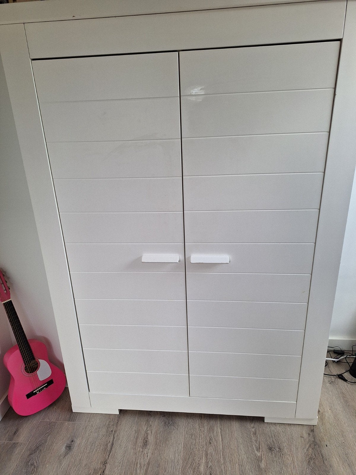 witte kledingkast kinderkamer, Ophalen, Gebruikt, 50 tot 70 cm, 105 cm of meer