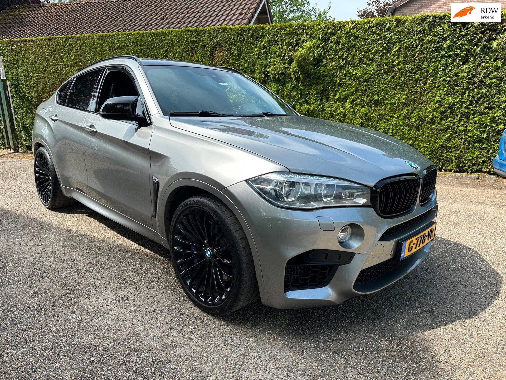 BMW X6 M Sport|B&O|HUD|Schuifdak|22 INCH|, Auto's, Automaat, 2950 kg, 2240 kg, Gebruikt