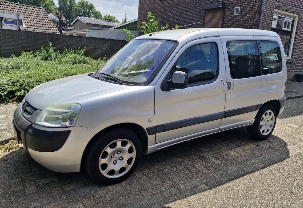 Peugeot Partner 1.6 16V XT Combi 2004 Grijs, Stof, 4 cilinders, 1226 kg, Handgeschakeld