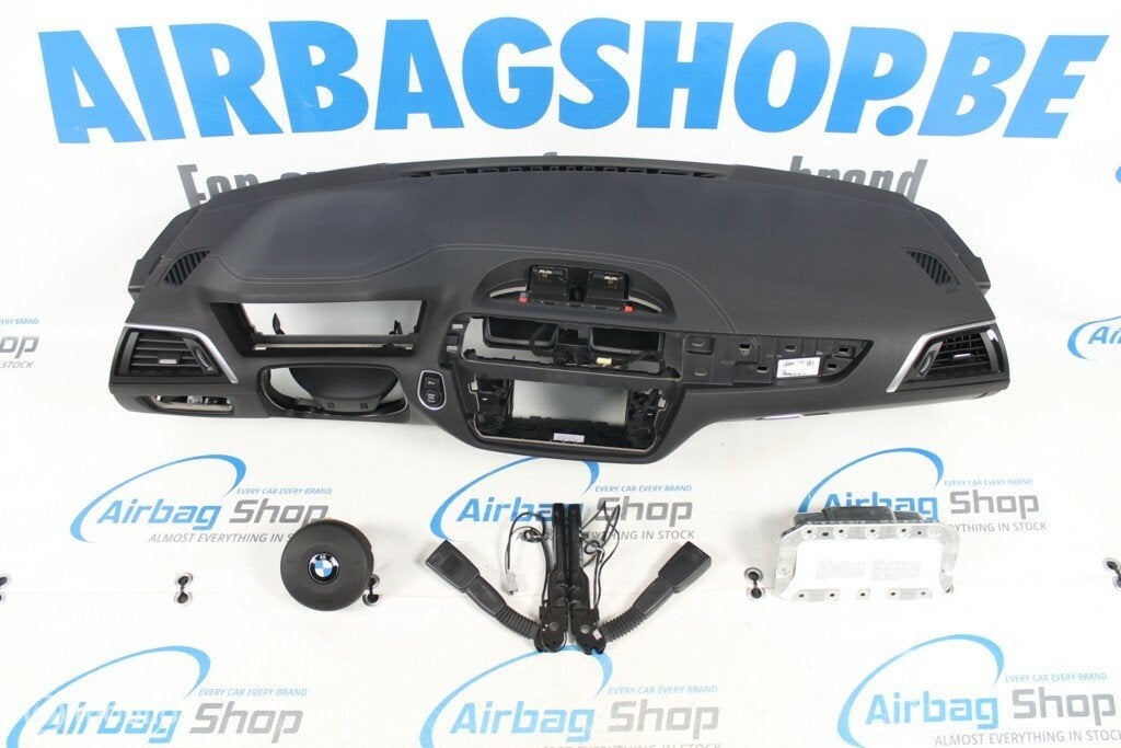 Dashboard M stiksels BMW 1 serie F20 F21 facelift 2011-2019, Gebruikt, Ophalen of Verzenden