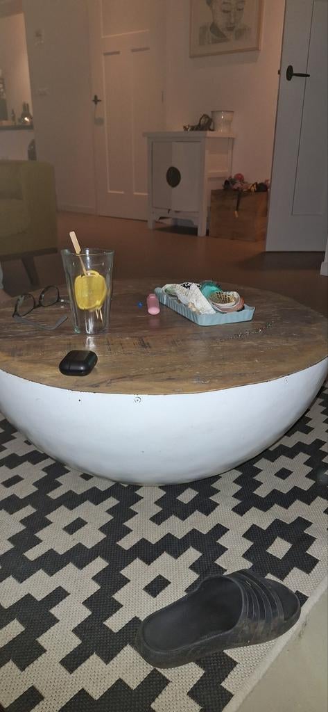 Salon tafel "bowl" by boo, Huis en Inrichting, Ophalen