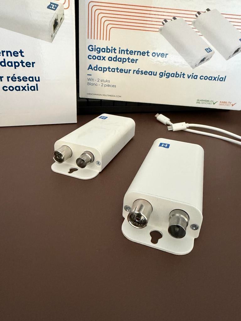 Hirschmann Multimedia Gigabit internet over coax adapter set, Ophalen of Verzenden, Zo goed als nieuw