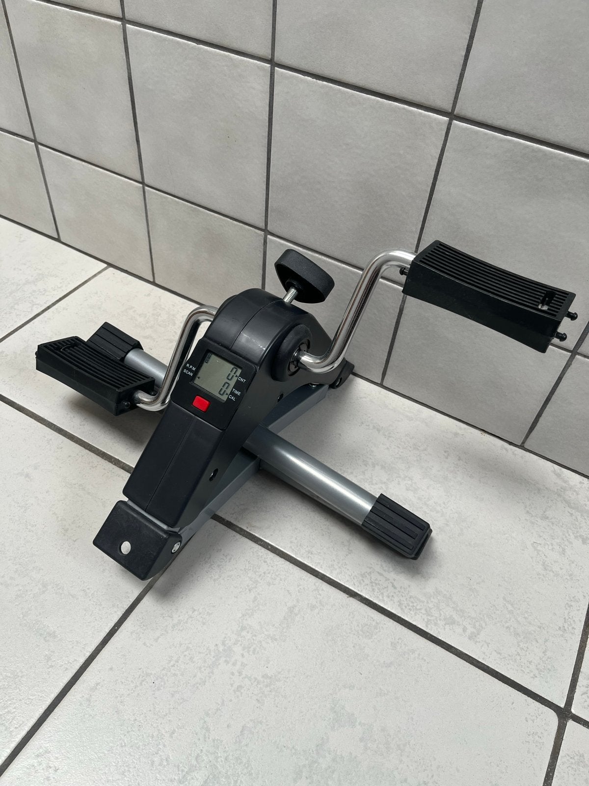 Nieuwe Inklapbare Stoelfiets, Sport en Fitness, Fitnessapparatuur, Ophalen of Verzenden, Metaal, Stoelfiets, Armen