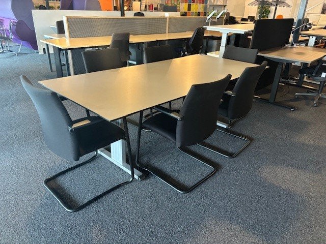 Vergadertafel 220x100cm volkern grijs blad en alu T-poten, Niet ingevuld, Gebruikt, Overige houtsoorten, 100 tot 150 cm