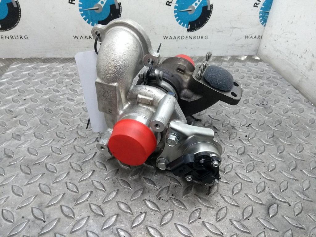 FORD FIESTA TURBO 2015, Ophalen of Verzenden, Gebruikt, Stiba lid