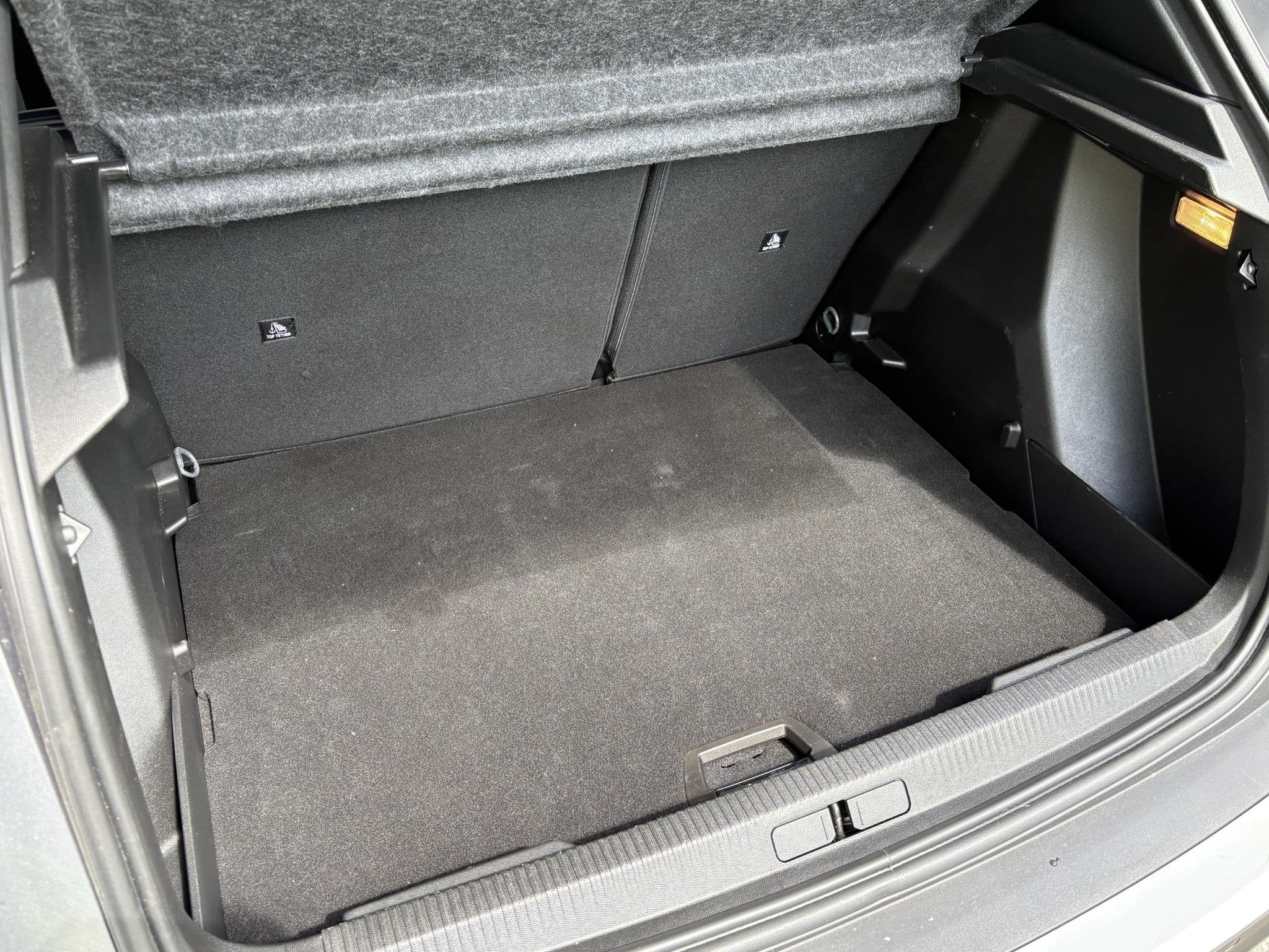 Foto 6 van Peugeot 2008 1.2T 100pk Allure | Achteruitrijcamera | Naviga