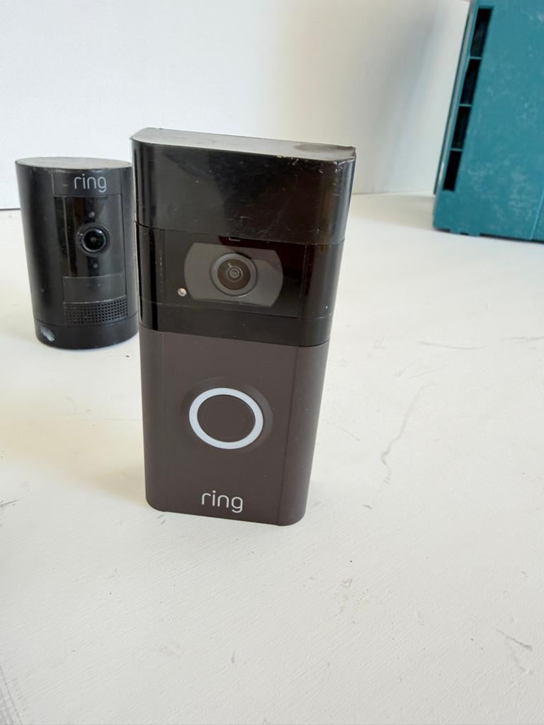 Ring Video Deurbel 3 en Ring Indoor Cams met Batterijen, Ophalen, Gebruikt, Buitencamera