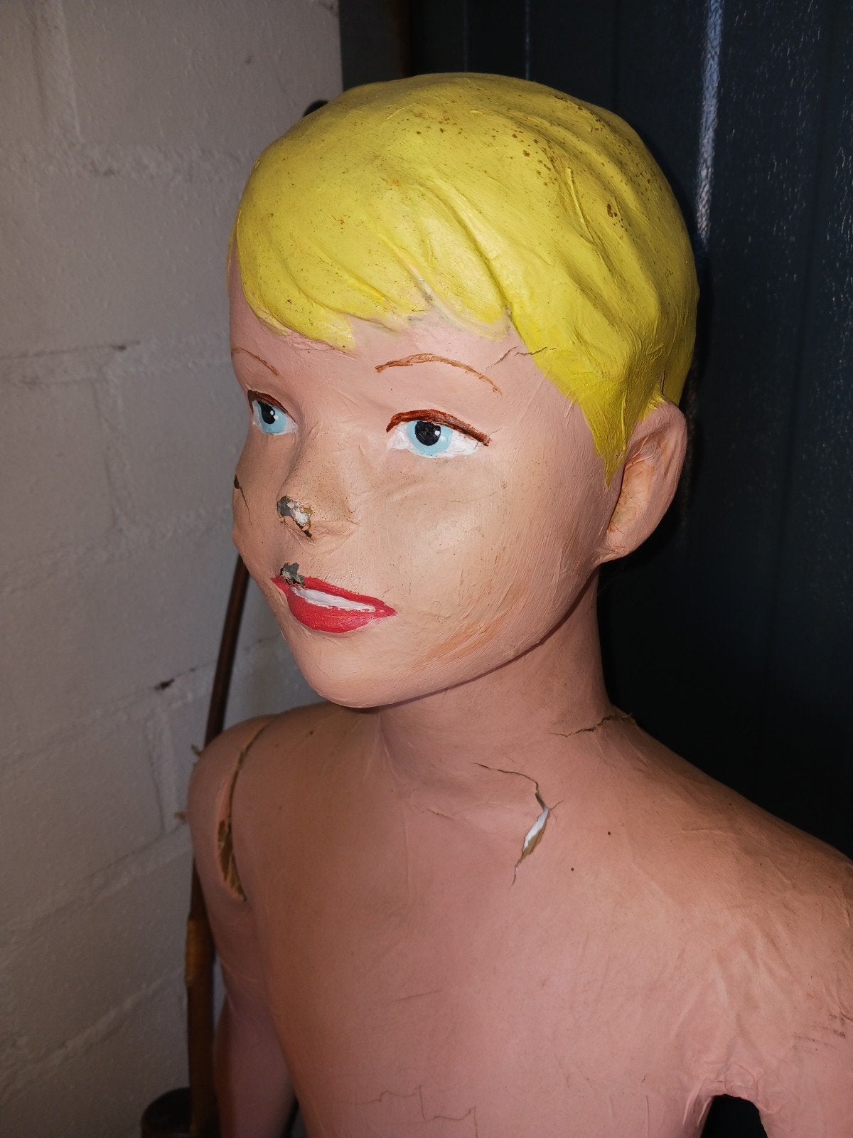 Etalagepop, Ophalen