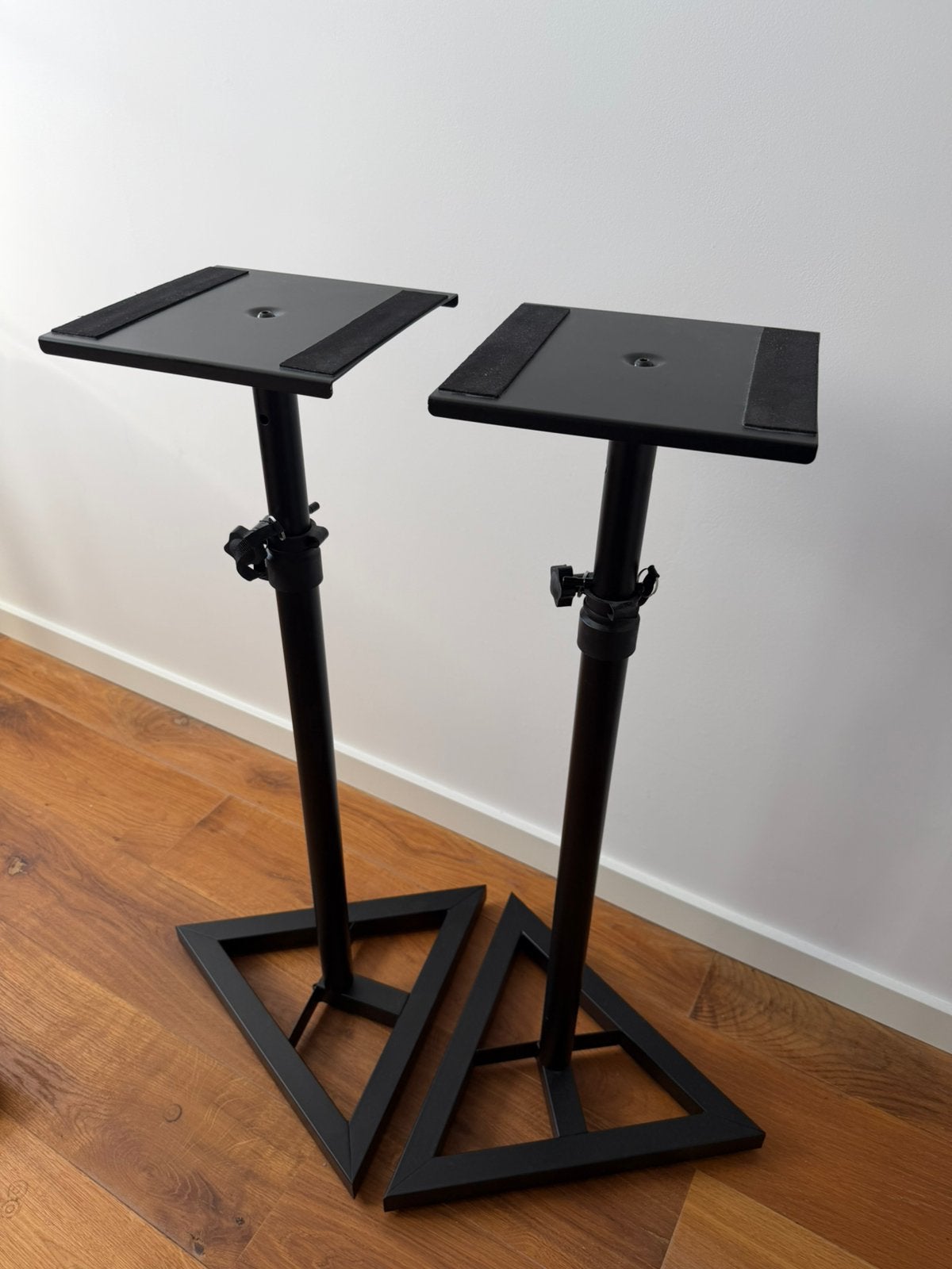 Innox IVA MON-01 MKII studiomonitor statiefset, Muziek en Instrumenten, Ophalen, Zo goed als nieuw, Speaker