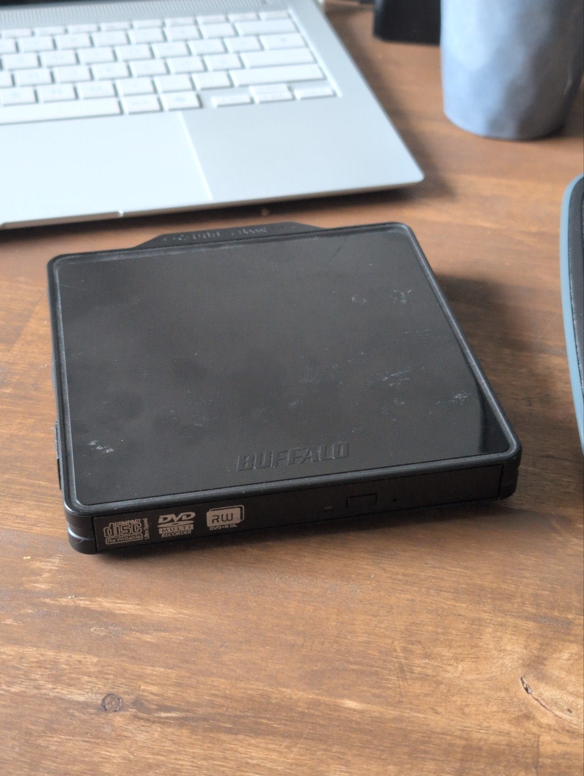 Buffalo externe USB DVD/CD RW drive, Computers en Software, Optische drives, Gebruikt, Dvd, Extern, MacOS