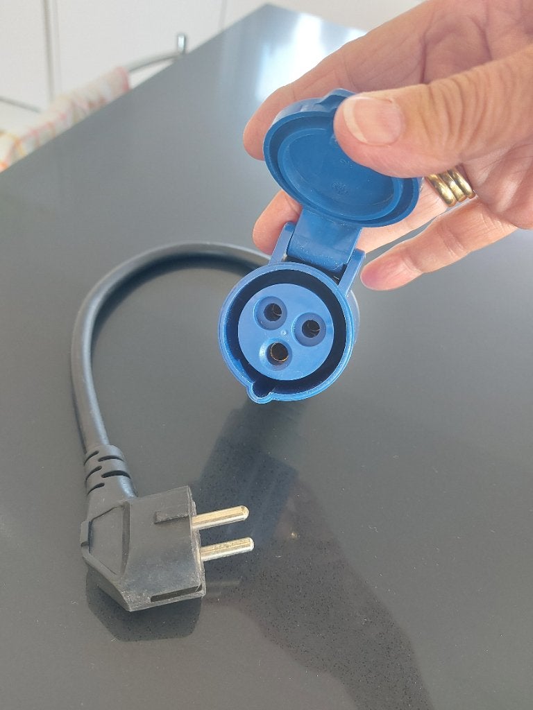 Adapter caravan snoer naar 220 Volt!!, Ophalen of Verzenden, Zo goed als nieuw