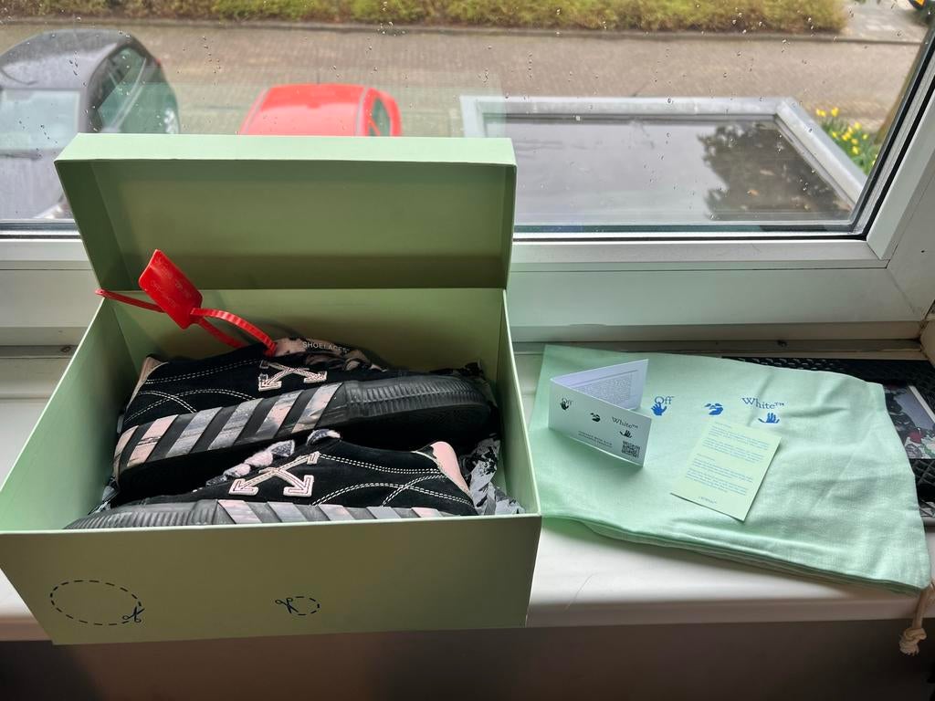 Off white sneakers, Ophalen of Verzenden, Zo goed als nieuw, Wit, Sneakers of Gympen