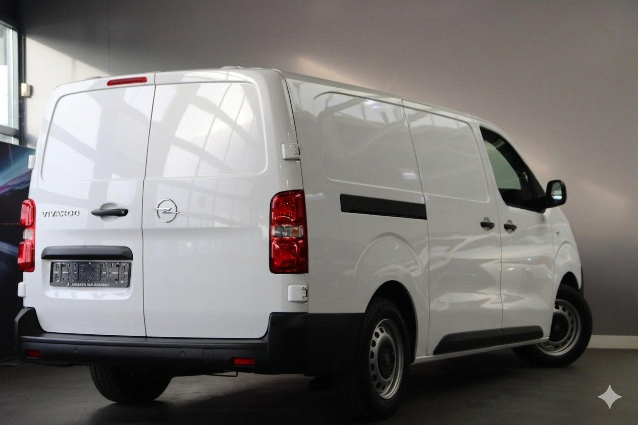 Opel Vivaro-e Electric L3 75 kWh VOORRAAD VOORDEEL / 8 Jaar, 12 maanden, Parkeersensor, 2027 kg, Wit