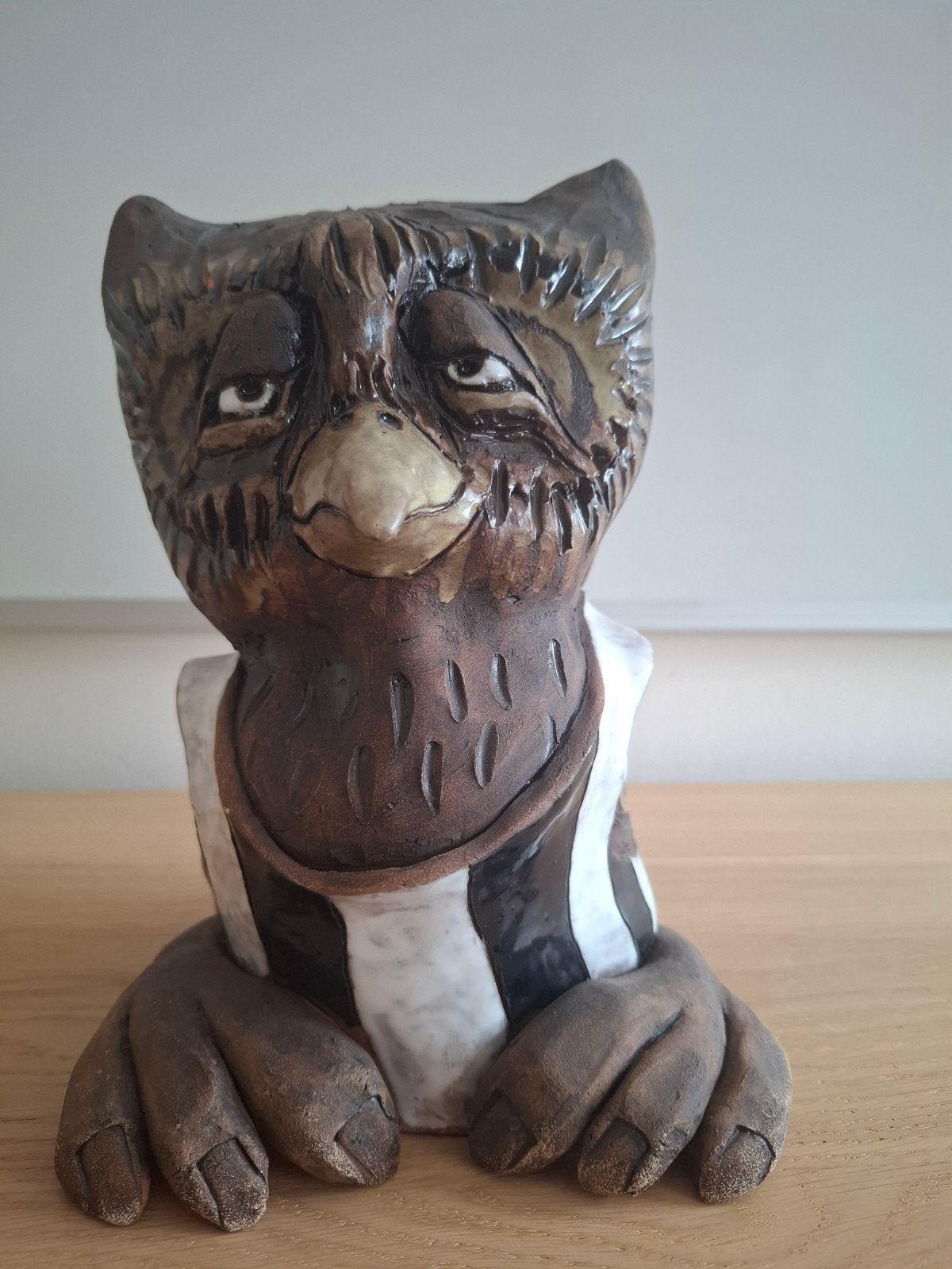 Unieke handgemaakte uil sculptuur van keramiek, Antiek en Kunst, Ophalen of Verzenden, 20 - 50 cm, Steen of Keramiek, Beeld
