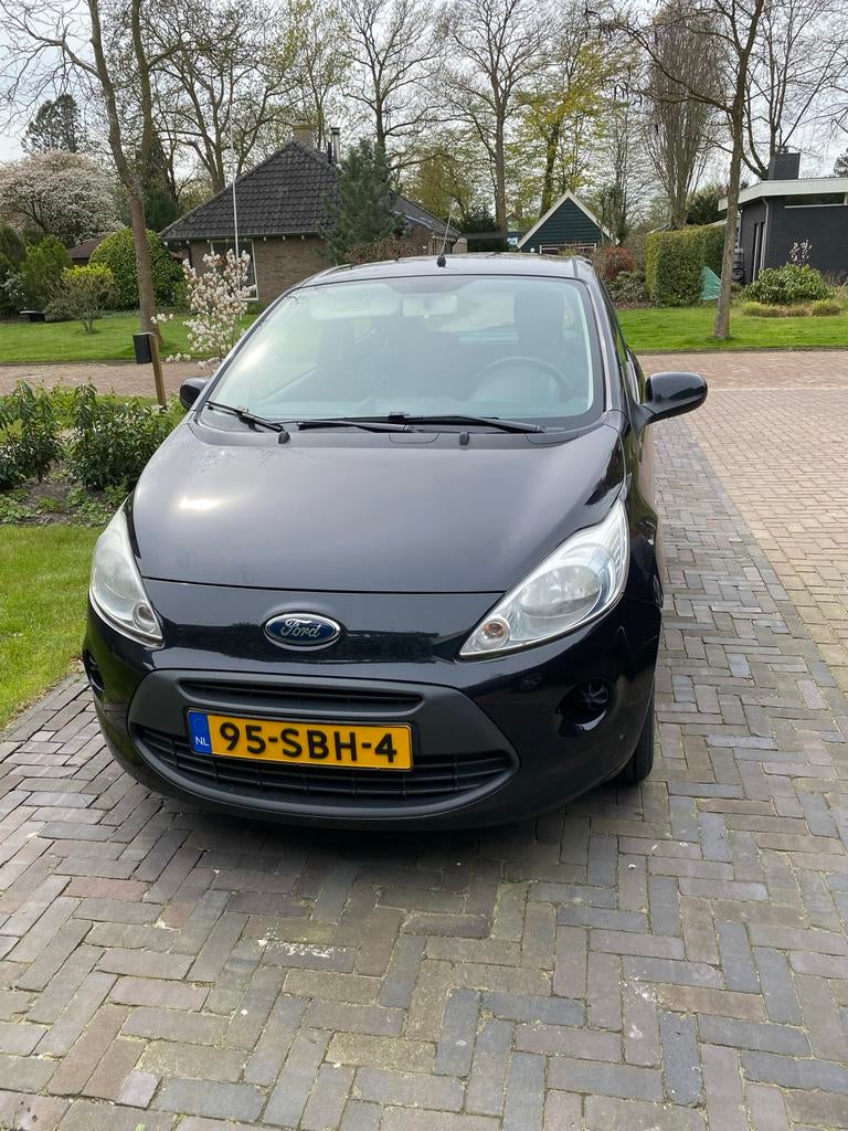 Ford Ka 1.2 lage km stand ,zuinig,nieuwe banden en accu, Auto's, Ford, Particulier, Ka, Benzine, B, Hatchback, Handgeschakeld