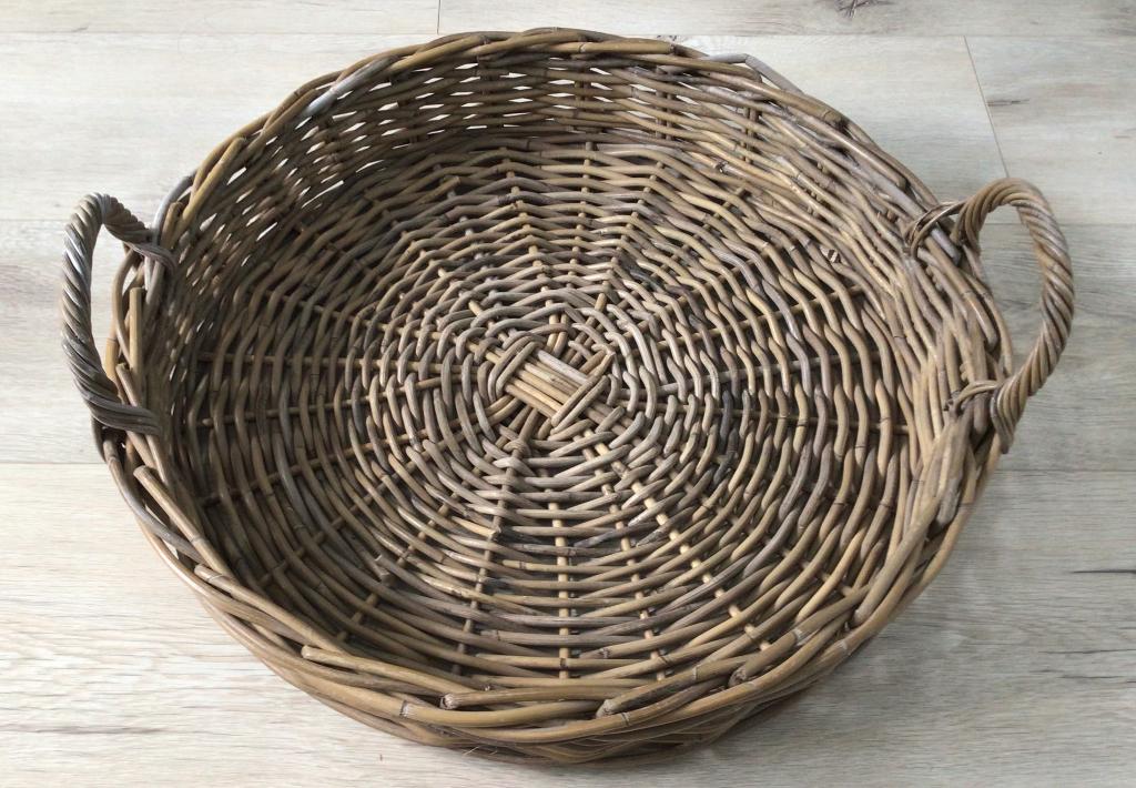 Grote Rotan MAND  - SCHAAL, Ophalen, Mand, Rond, Zo goed als nieuw