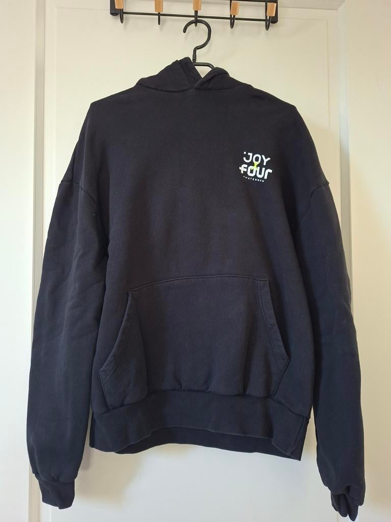Zwarte hoodie met 'Joy Four Amsterdam' opdruk - Maat S, Kleding | Heren, Truien en Vesten, Ophalen of Verzenden, Gedragen, Zwart
