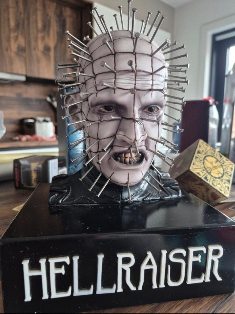 Hellraiser trilogy box, Cd's en Dvd's, Dvd's | Horror, Zo goed als nieuw, Overige genres, Vanaf 18 jaar, Ophalen of Verzenden
