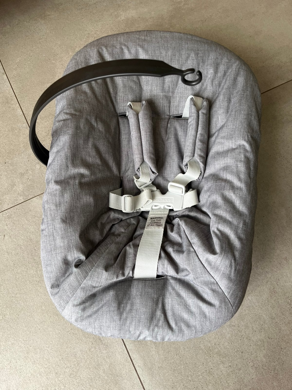Stokke newborn set zwart te koop, Kinderen en Baby's, Kinderstoelen, Ophalen of Verzenden, Zo goed als nieuw, Hangstoel, Gordel(s)