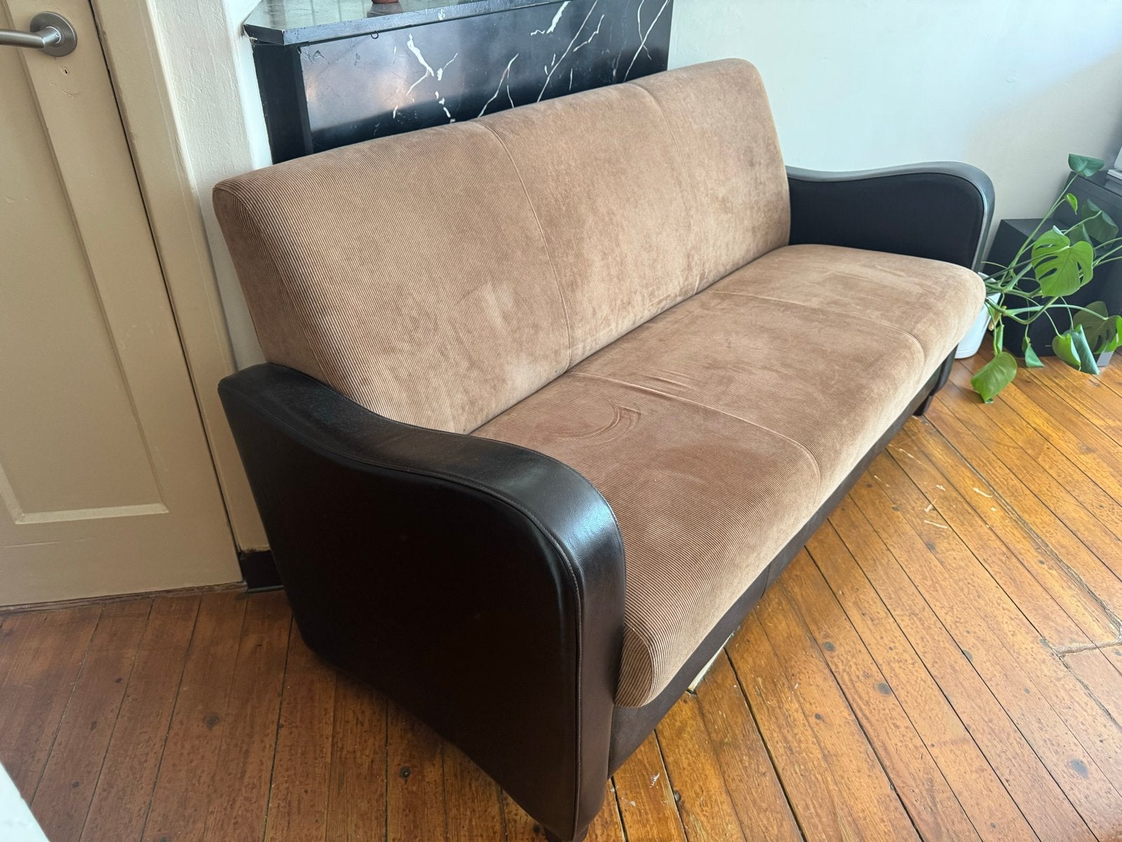 Comfortabele tweepersoonsbank - Bruin ribstof en leerlook, Ophalen, Gebruikt, Minder dan 75 cm, 150 tot 200 cm