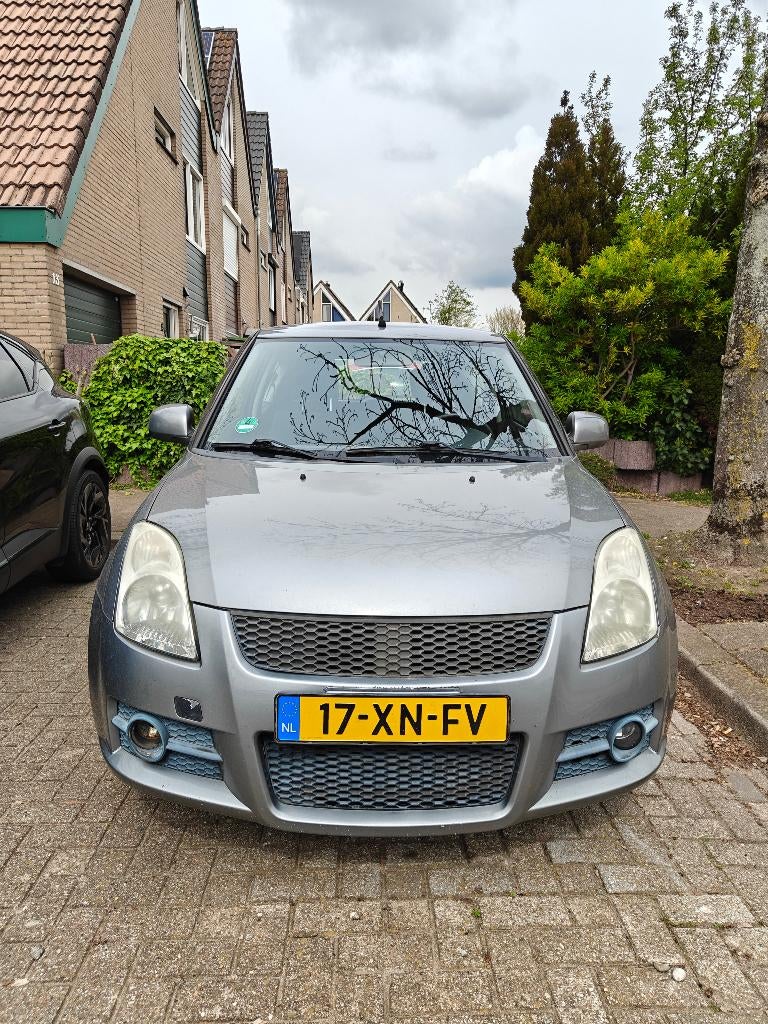 Suzuki Swift 1.3 3D 2007 Grijs, Auto's, Suzuki, Particulier, Swift, ABS, Benzine, C, Hatchback, Handgeschakeld, Origineel Nederlands