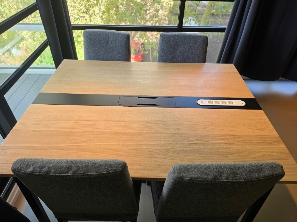 IKEA MITTZON Vergadertafel Eikenfineer Zwart, Huis en Inrichting, Ophalen, Zo goed als nieuw