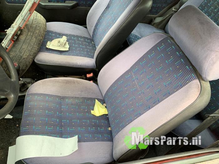 Hemelbekleding van een Peugeot 205, Auto-onderdelen, Gebruikt, -, -, Ophalen of Verzenden