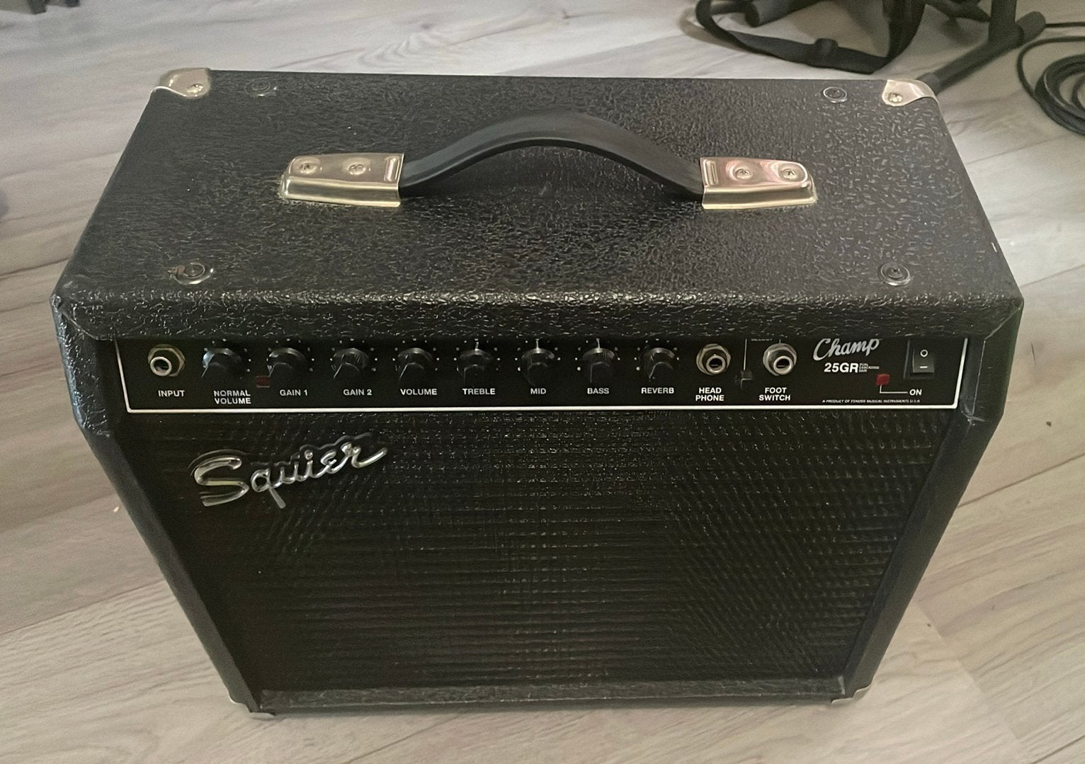 Te koop Squier Champ 25 GR, Muziek en Instrumenten, Versterkers | Bas en Gitaar, Ophalen, Zo goed als nieuw, Minder dan 50 watt