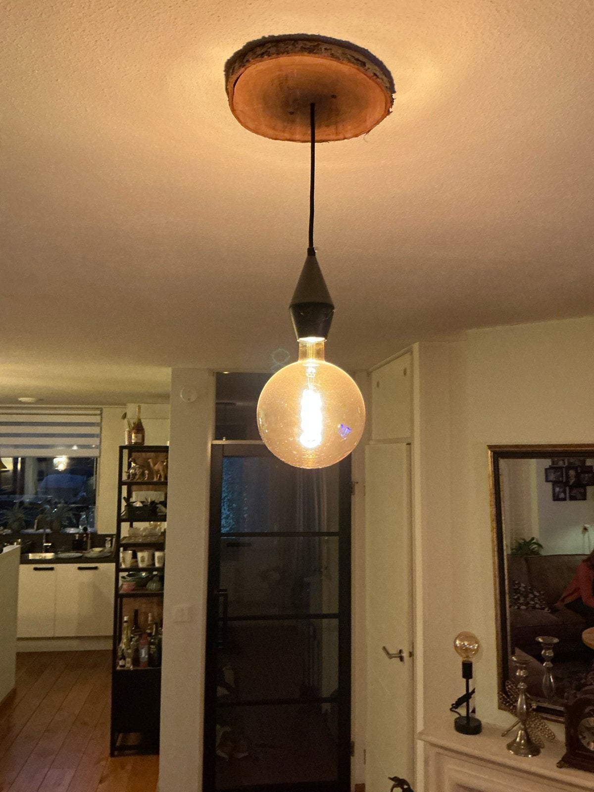 Hanglamp met houten plafondplaat en grote E27 lamp, Ophalen, Gebruikt, Hout, E27 (groot)